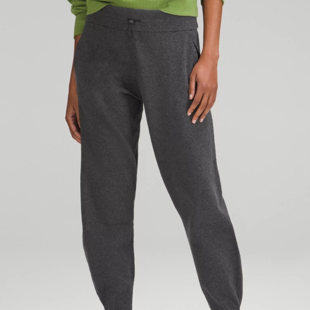 Lululemon Cotton-Cashmere Knit Mid-Rise Jogger - Heathered Black - Size 10